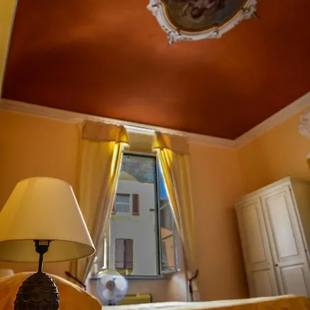 Galileo Hotel *